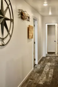 Seafarer Suites - Image 3