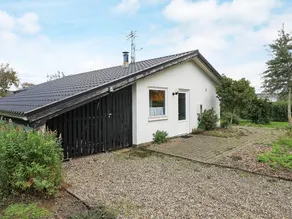 Inviting Holiday Home in Roslev 300m From Limfjorden - Image 3