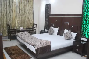 Hotel Empire Grand - Image 5