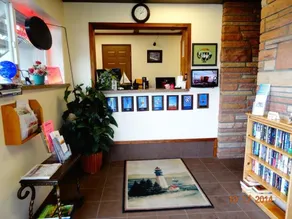 Breakers Boutique Inn - Image 2