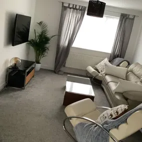 Chic 3 Bed House Bristol & Bath Free Parking WIFI - Image 5