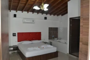 Hotel Prado - Image 2