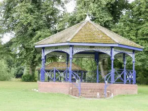 Curly's Cottage - Image 3