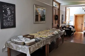 Little Mollington Hall - Image 2