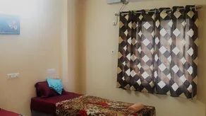 Krish Rooms And Stay - Image 4