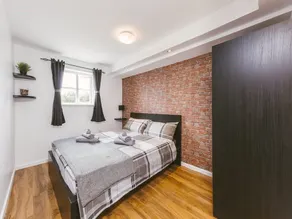 Stratford Apartment - Image 3