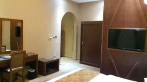 Elaf Suites Al Hamra - Image 4