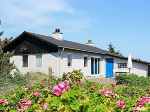 Exquisite Holiday Home in Vejers Strand With Sauna - Image 4