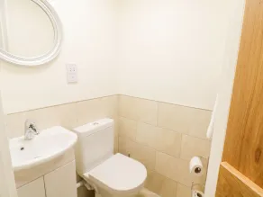 Quarry House - Image 2