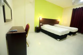 Al Dhiyafa Palace Hotel Apartments - Image 5