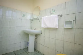 Ivys Inn Guest House - Image 5