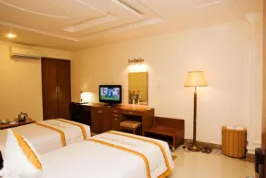 Tan Hoang Long Hotel - Image 3