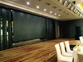 Royal Hotel - Image 5
