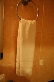 Trung Cang Hotel - Image 2