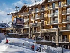 Stylish Apartment Near the Ski-slopes of L'alpe Dhuez - Image 2