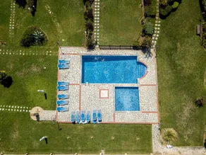 halu! Modern Villa w Pool & Tennis - Image 4
