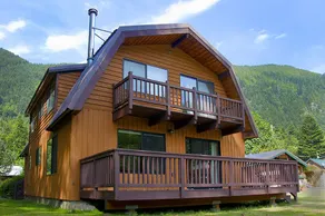 Index River Roost - Three Bedroom Cabin with River View - Image 2