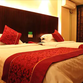 Yuan Yuan Hotel - Image 4