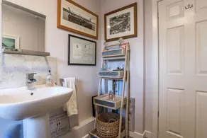 Quintessential Cottage - Image 3