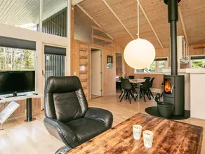 Modern Holiday Home in Bindslev With Terrace - Image 4