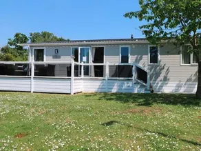 Lavish Holiday Home in Saint Leonards With Swimming Pool - Image 4