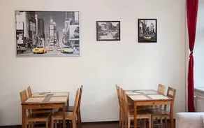 Hostel Yellow - Image 4