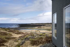 Cabin by the Sea - Image 4