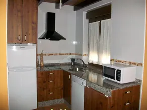 Apartamentos El Cueto - Image 3