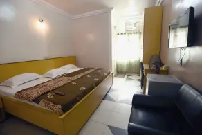 Semper Diamond Lodge - Image 2