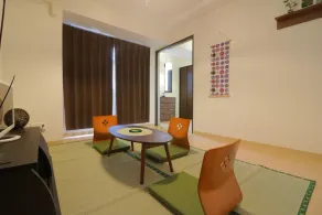 HG Cozy Hotel No.38 - Image 2