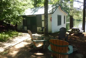 Hide-A-Way Waterfront Cottages - Image 5