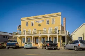 Mendocino Hotel & Garden Suites - Image 4