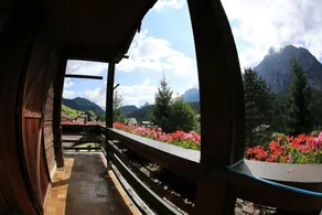 Hotel Cristina - Image 2