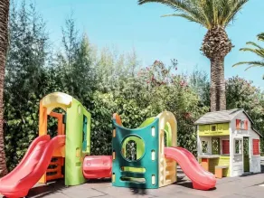 Margarita Hotel - Image 3