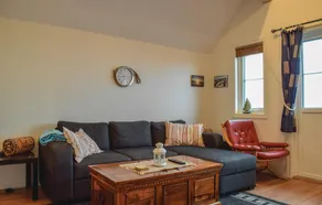 Awesome Home in Bakkasund With 2 Bedrooms and Wifi - Image 5