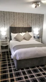 Charlotte House - Image 3