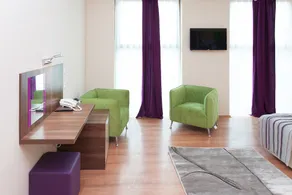 Modern Inn Boutique Hotel - Image 4