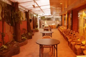 Hotel Galaxy Annexe - Image 2