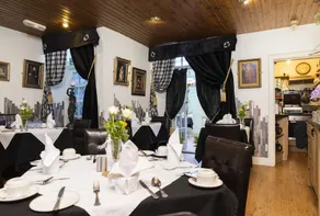 East Claremont Guest House - Image 4