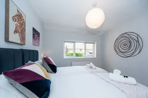 Collenswood House - Image 2