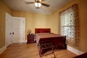 A Huge House Near The Best Of Boise - Image 2
