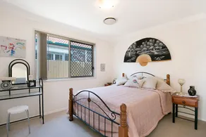 Central Redcliffe Holiday House - Image 2