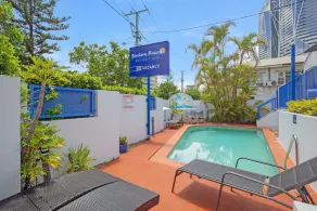 Surfers Beach Resort One - Image 3