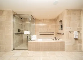 Reno Suites - Image 5