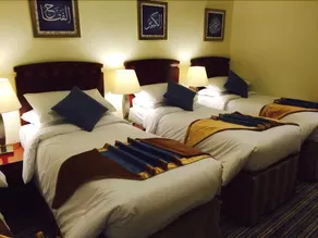 Al Eiman Al Qibla Hotel - Image 4