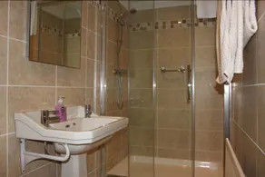 Emmet House - Image 5