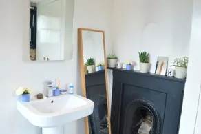 Spacious Apartment for 4 in Trendy Shoreditch - Image 5