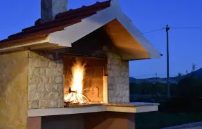 Stunning Home in Dugopolje With Outdoor Swimming Pool, Wifi and 2 Bedrooms - Image 3