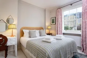 Bright 2 Bedroom Apartment with Garden in Clapham - Image 4