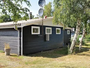 Pleasant Holiday Home in Rødby With Roofed Terrace - Image 4
